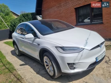 Авто Tesla Model X 2020 № 7649311
