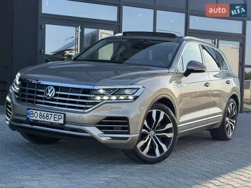 Авто Volkswagen Touareg 2019 № 7649315