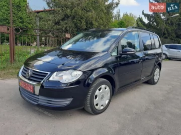 Авто Volkswagen Touran 2009 № 7649505