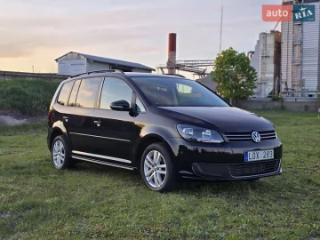 Авто Volkswagen Touran 2011 № 7649561