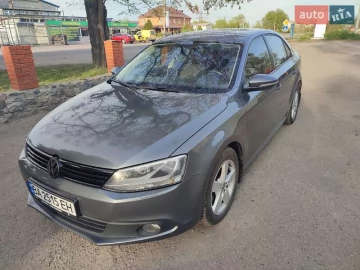 Авто Volkswagen Jetta 2012 № 7649573