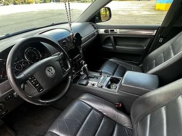 Авто Volkswagen Touareg 2009 № 7649638