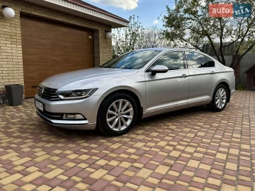 Авто Volkswagen Passat 2017 № 7649723