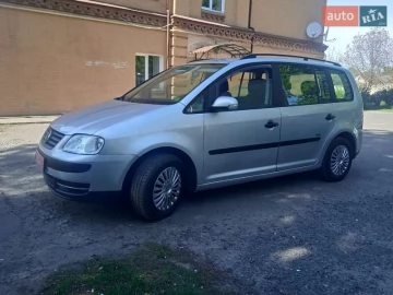 Авто Volkswagen Touran 2005 № 7649805