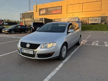Авто Volkswagen Passat 2010 № 7650001