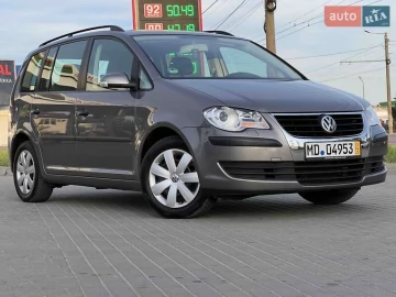 Авто Volkswagen Touran 2008 № 7650002