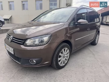 Авто Volkswagen Touran 2012 № 7650057
