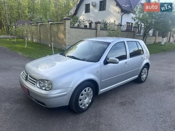 Авто Volkswagen Golf 2003 № 7650210