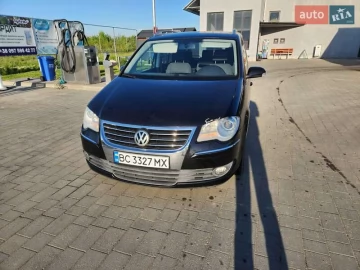 Авто Volkswagen Touran 2008 № 7650240
