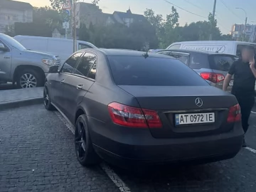 Авто Mercedes E-Class 2010 № 7650254