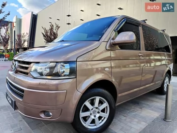 Авто Volkswagen Transporter 2010 № 7650265