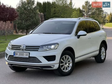 Авто Volkswagen Touareg 2014 № 7650398