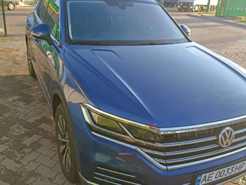Авто Volkswagen Touareg 2018 № 7650424