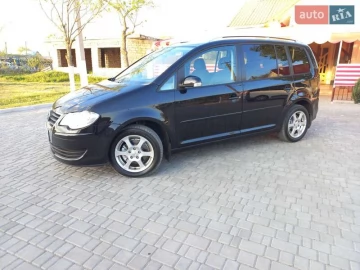 Авто Volkswagen Touran 2007 № 7650472