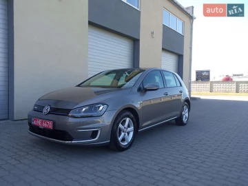 Авто Volkswagen E-Golf 2015 № 7650499