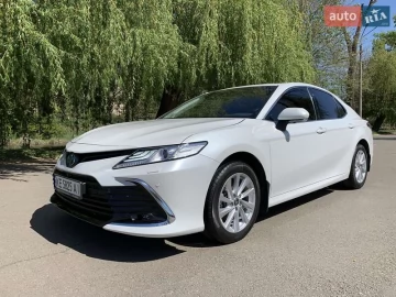 Авто Toyota Camry 2023 № 7650605