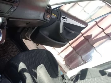 Авто Citroen C4 Picasso 2008 № 7650668