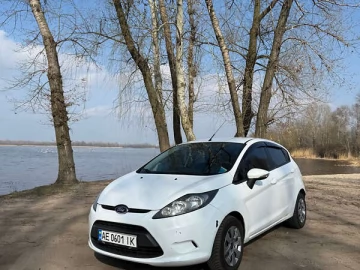 Авто Ford Fiesta 2012 № 7650705
