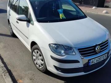 Авто Volkswagen Touran 2010 № 7650747