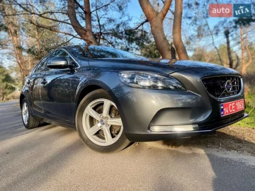 Авто Volvo V40 2013 № 7650987