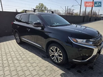 Авто Mitsubishi Outlander 2017 № 7651016