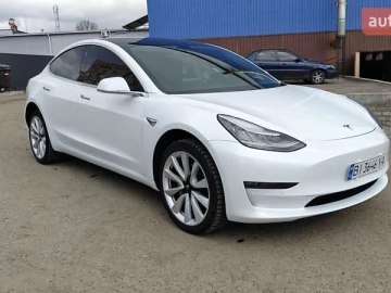 Авто Tesla Model 3 2018 № 7651041