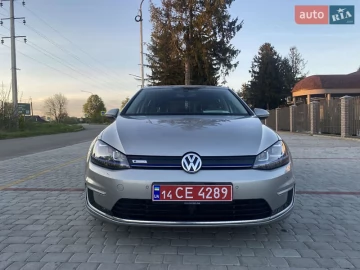 Авто Volkswagen E-Golf 2015 № 7651217