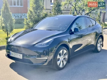 Авто Tesla Model Y 2023 № 7651553