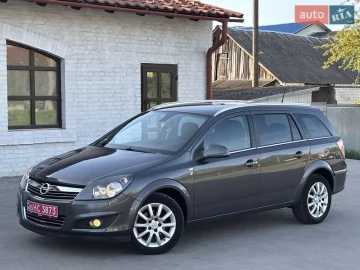 Авто Opel Astra 2010 № 7651704