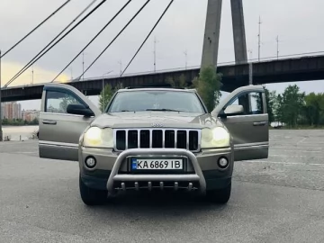 Авто Jeep Grand Cherokee 2005 № 7652078