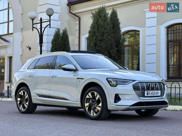Авто Audi E-Tron 2019 № 7652222