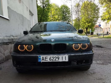 Авто BMW 5 Series 1999 № 7652311