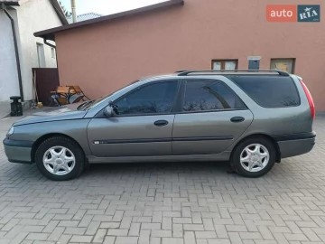 Авто Renault Laguna 2000 № 7652323