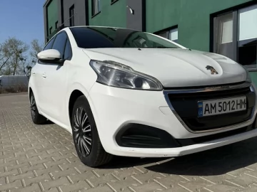 Авто Peugeot 208 2016 № 7652472