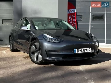 Авто Tesla Model 3 2019 № 7652574