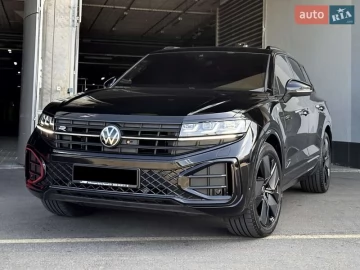Авто Volkswagen Touareg 2024 № 7652645