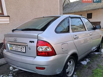 Авто ВАЗ 2172 Priora 2008 № 7652660