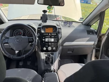 Авто Opel Zafira 2010 № 7652756