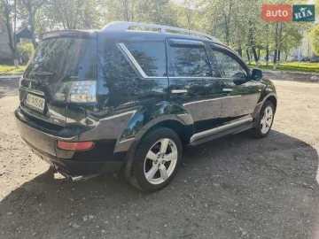 Авто Mitsubishi Outlander Xl 2009 № 7652872