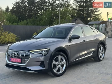 Авто Audi E-Tron 2021 № 7653001