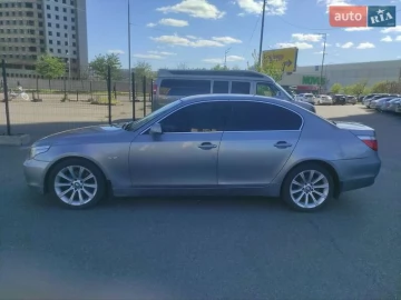 Авто BMW 5 Series 2005 № 7653039