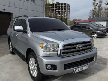 Авто Toyota Sequoia 2015 № 7653088