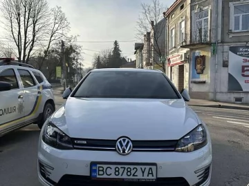 Авто Volkswagen E-Golf 2020 № 7653336