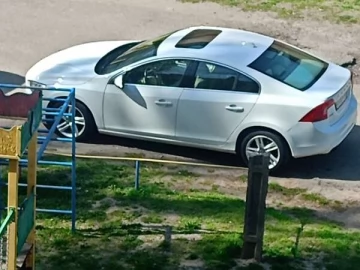 Авто Volvo S60 2014 № 7653412