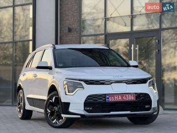Авто KIA Niro 2023 № 7653453