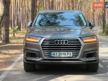 Авто Audi Q7 E-Tron 2017 № 7653471