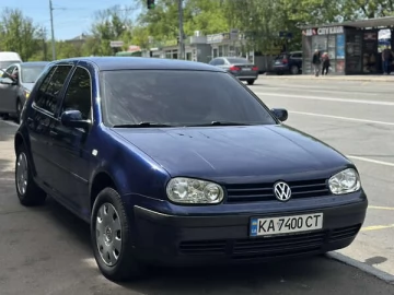 Авто Volkswagen Golf 2000 № 7653497
