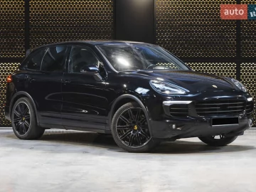 Авто Porsche Cayenne 2014 № 7653639