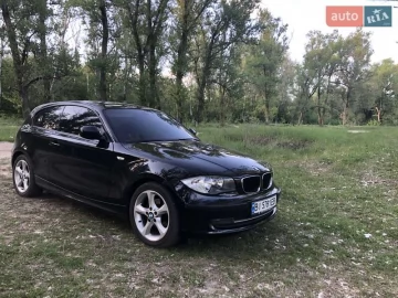 Авто BMW 1 Series 2010 № 7653734