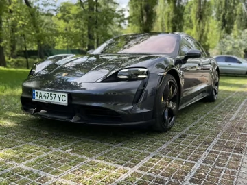 Авто Porsche Taycan 2021 № 7653831